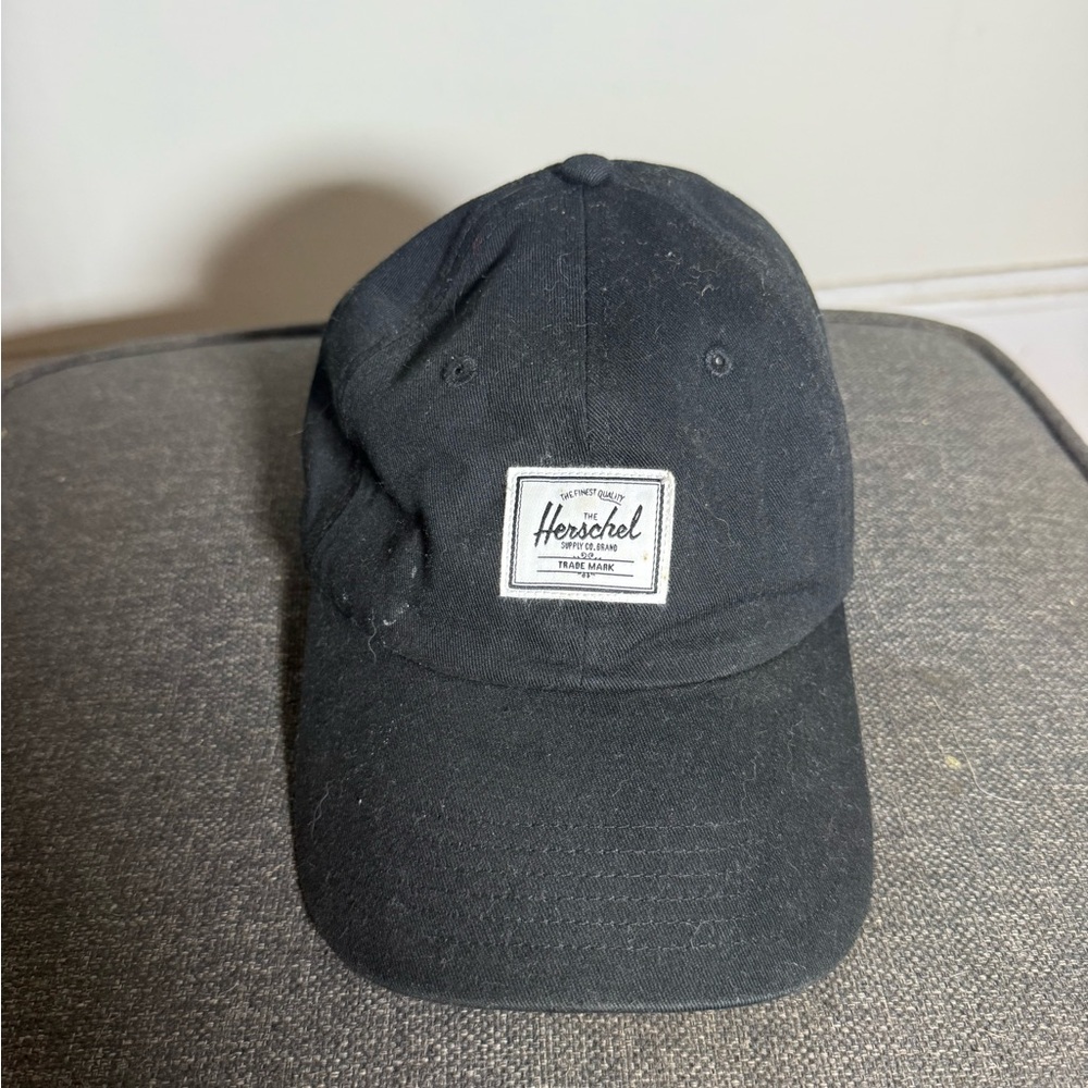 Herschel Supply Company Black Hat Classic Minimalist Design